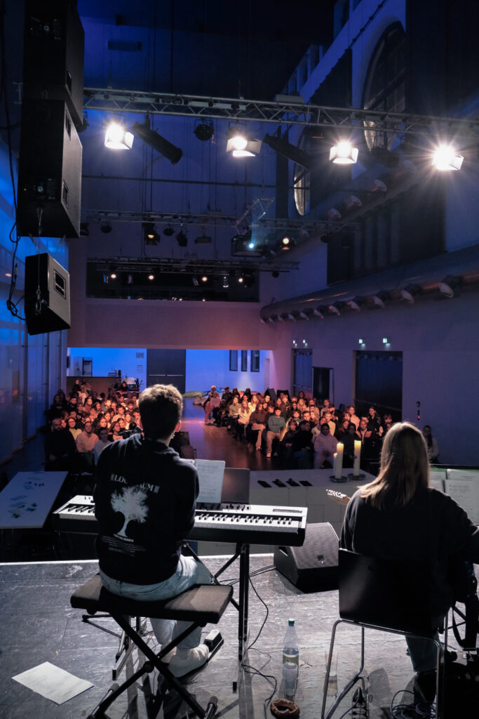 Konfi-Gottesdienst mit dem Stadtjugendpfarramt